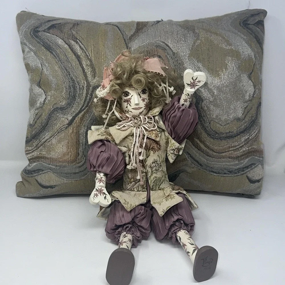 Vlasta Art Doll Pat Thompson 1986 Signed 18